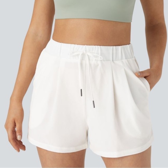 HALARA Pants - White Women's Shorts